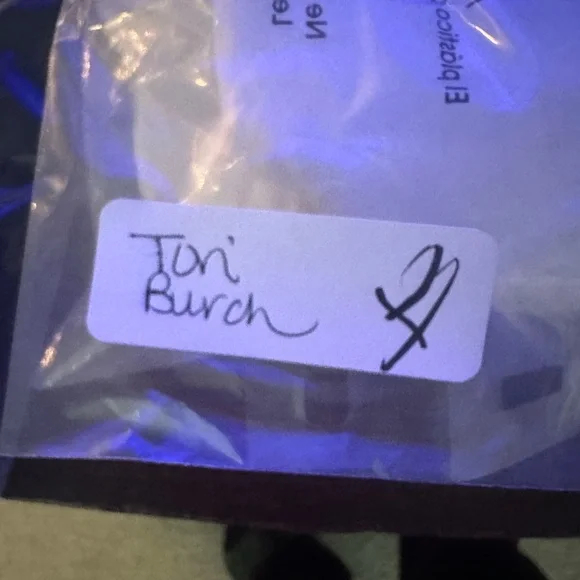 Tory Burch Miller reversible double sided leather double T logo buckle 40” belt - Picture 9 of 9